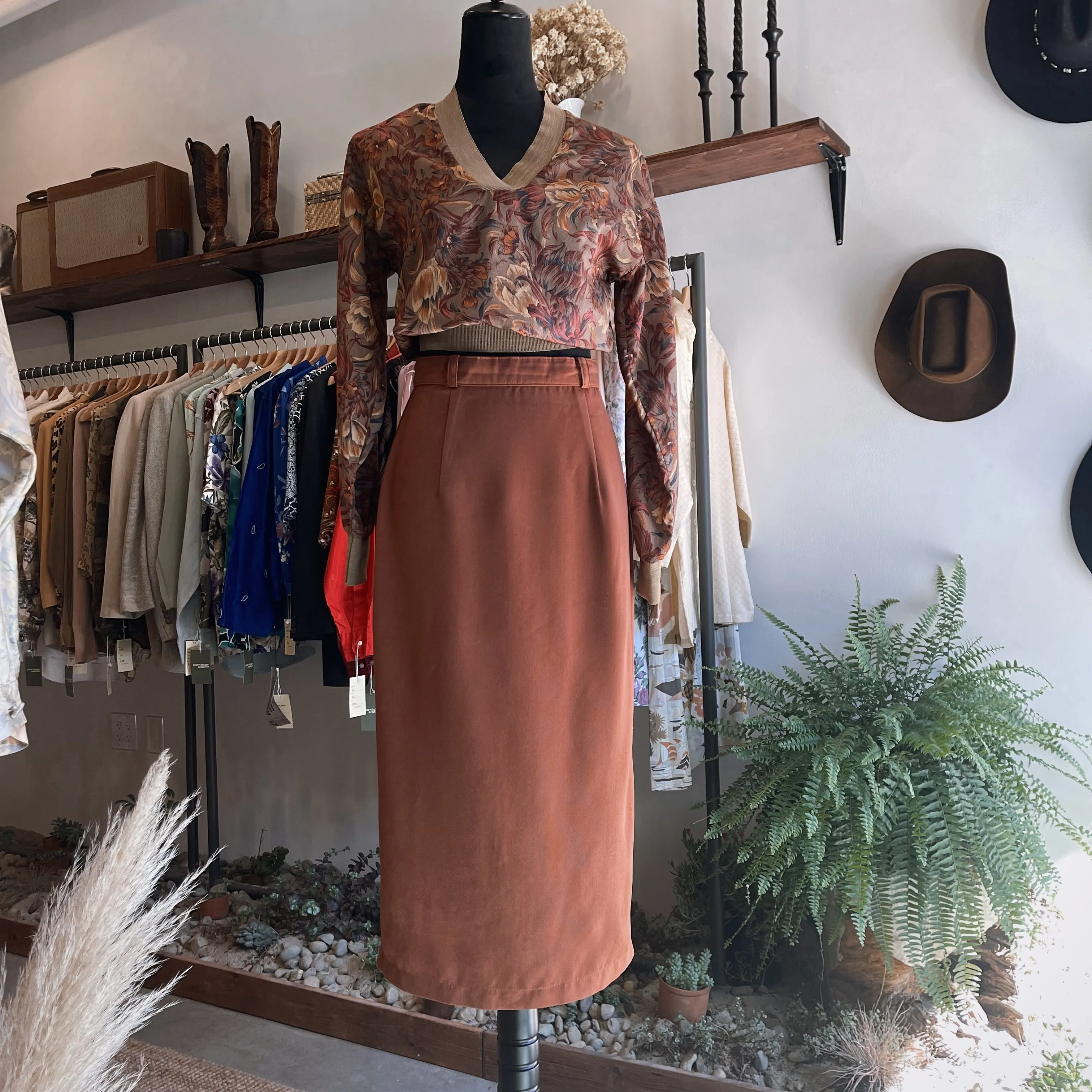 Vintage Fashion Collections Midi Skirt 70’s